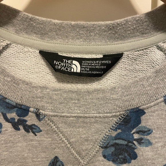 Used The North Face Flowery Sweatshirt (M) - Picture 2 of 2